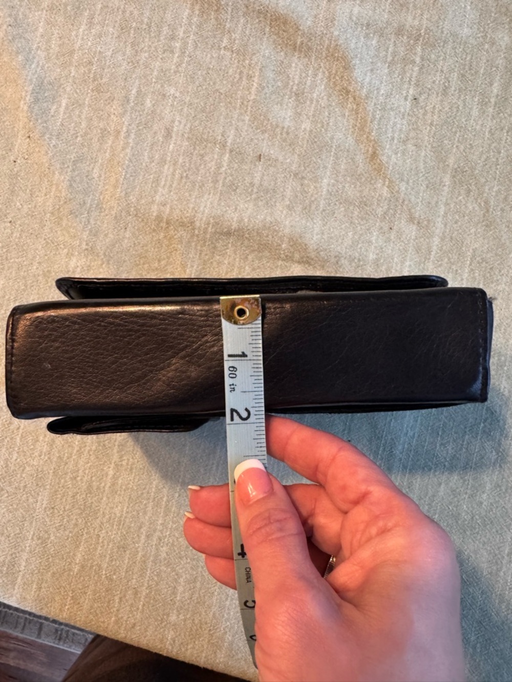 Black Genuine Leather Travel Wallet Clutch/Shoulder Bag - Picture 5 of 8